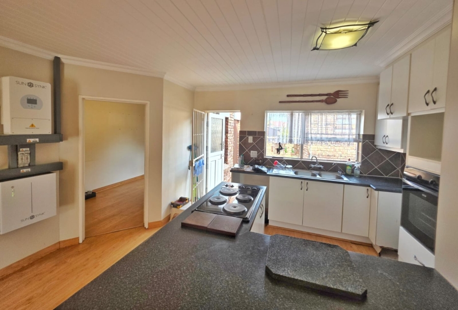 3 Bedroom Property for Sale in Hartenbos Central Western Cape